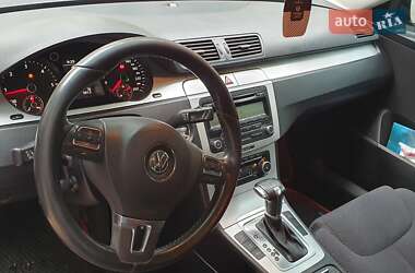 Универсал Volkswagen Passat 2009 в Харькове