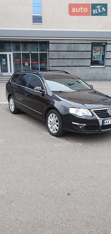 Універсал Volkswagen Passat 2009 в Харкові