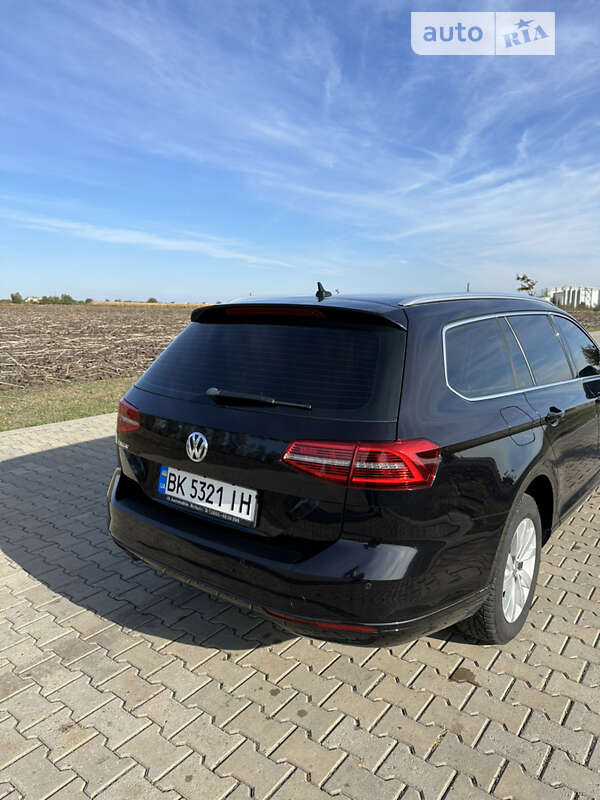 Универсал Volkswagen Passat 2017 в Виннице