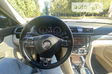 Седан Volkswagen Passat 2013 в Тарасівці