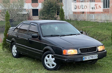 Седан Volkswagen Passat 1991 в Дрогобыче