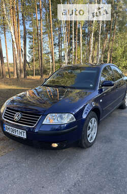 Седан Volkswagen Passat 2003 в Бердичеві