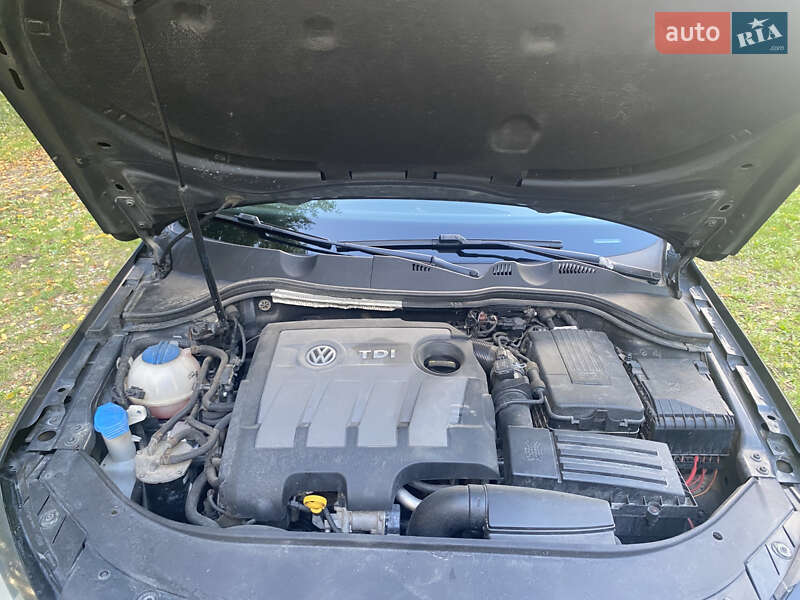 Универсал Volkswagen Passat 2014 в Волочиске