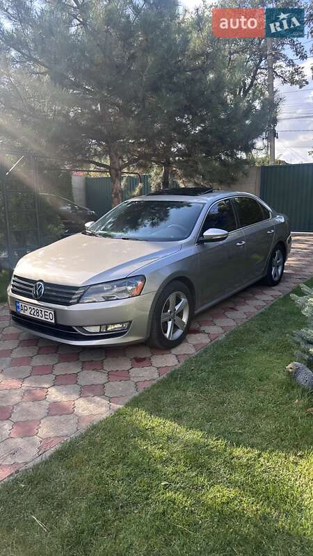 Седан Volkswagen Passat 2012 в Запорожье