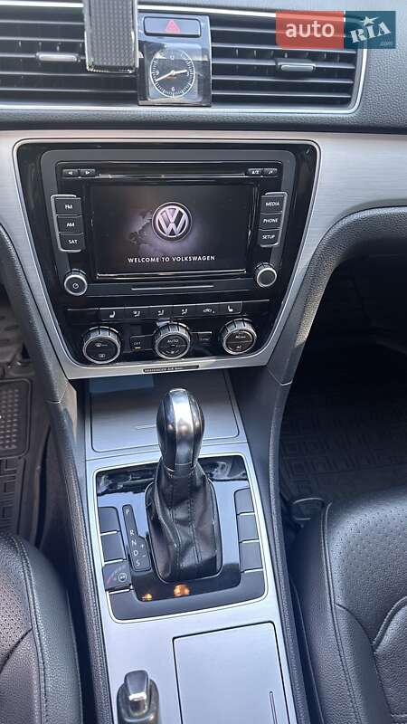 Седан Volkswagen Passat 2012 в Запорожье