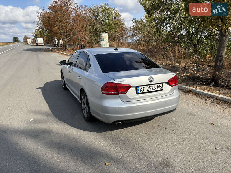 Седан Volkswagen Passat 2012 в Никополе
