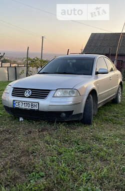 Седан Volkswagen Passat 2001 в Черновцах