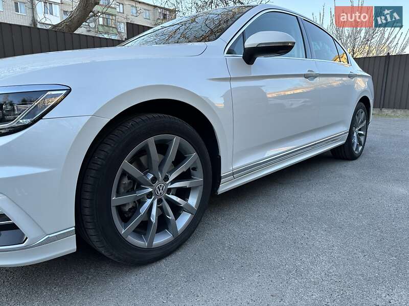 Седан Volkswagen Passat 2018 в Кременчуге