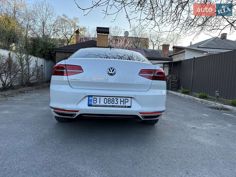 Седан Volkswagen Passat 2018 в Кременчуге