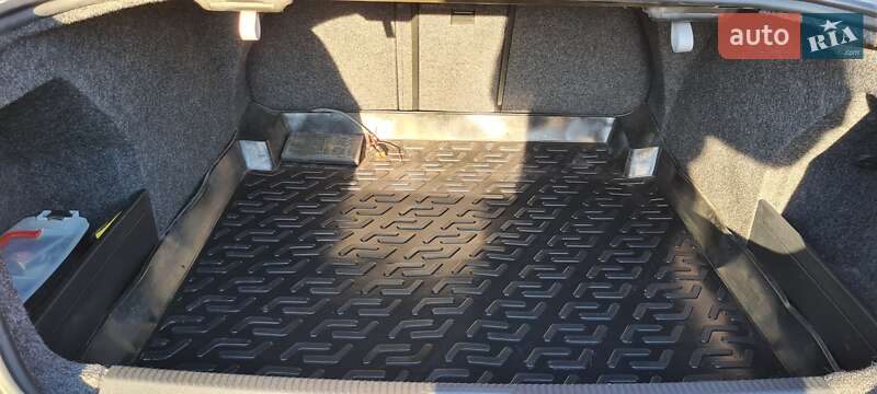 Седан Volkswagen Passat 2008 в Кременчуці