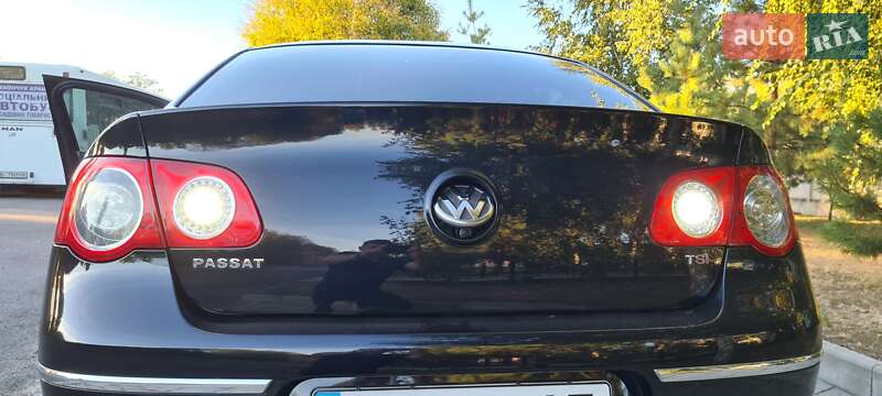Седан Volkswagen Passat 2008 в Кременчуці