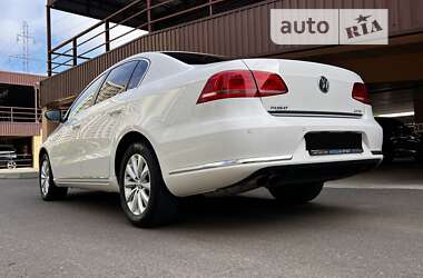 Седан Volkswagen Passat 2012 в Одессе