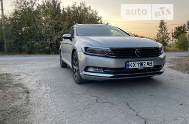 Универсал Volkswagen Passat 2019 в Харькове