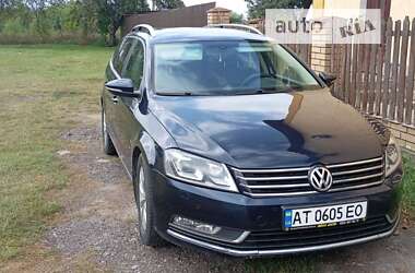 Універсал Volkswagen Passat 2012 в Золочеві