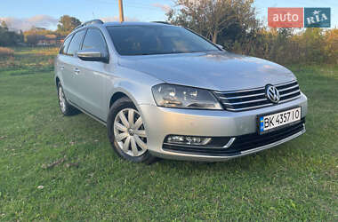 Универсал Volkswagen Passat 2013 в Тернополе