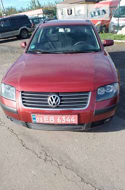 Універсал Volkswagen Passat 2001 в Рівному