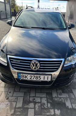 Универсал Volkswagen Passat 2010 в Луцке