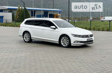 Универсал Volkswagen Passat 2015 в Хусте