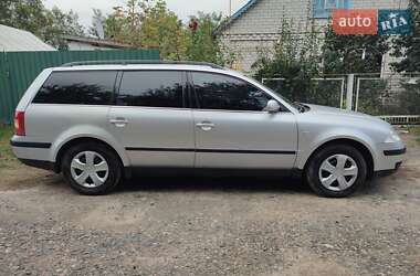 Универсал Volkswagen Passat 2001 в Звенигородке