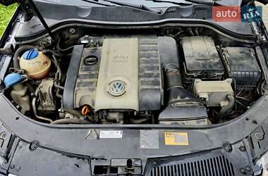 Універсал Volkswagen Passat 2006 в 