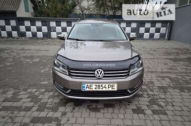 Універсал Volkswagen Passat 2011 в Старокостянтинові