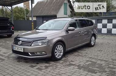 Універсал Volkswagen Passat 2011 в Старокостянтинові