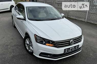 Седан Volkswagen Passat 2017 в Тернополі