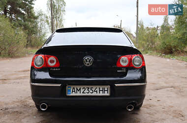 Седан Volkswagen Passat 2010 в Житомире