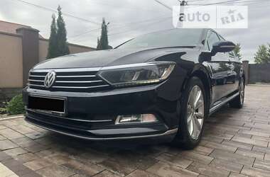 Універсал Volkswagen Passat 2017 в Ужгороді