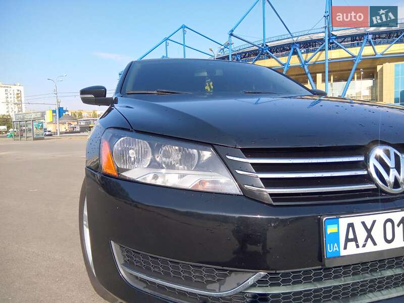 Седан Volkswagen Passat 2013 в Харькове