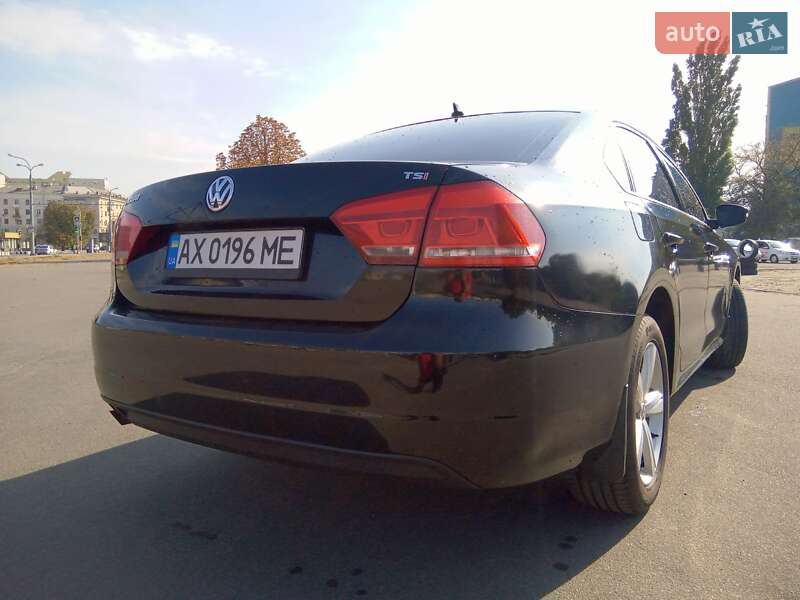 Седан Volkswagen Passat 2013 в Харькове