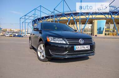 Седан Volkswagen Passat 2013 в Харькове