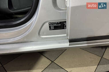 Седан Volkswagen Passat 2011 в Львове