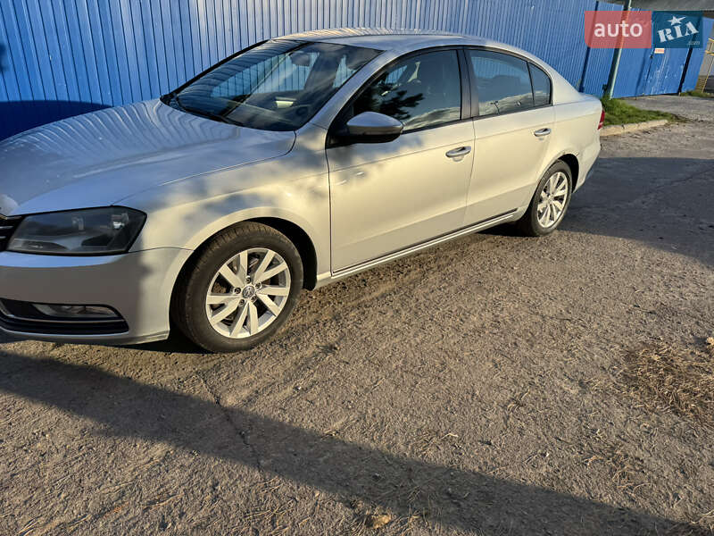 Седан Volkswagen Passat 2011 в Львове фото 22 Седан Volkswagen Passat 2011 в Львове