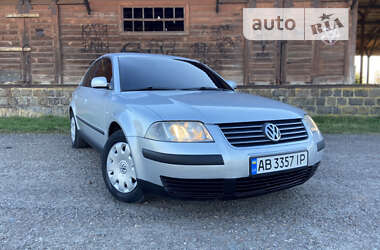 Седан Volkswagen Passat 2001 в Бердичеве