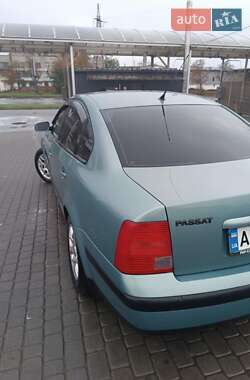 Седан Volkswagen Passat 1999 в Ивано-Франковске