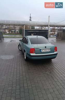 Седан Volkswagen Passat 1999 в Ивано-Франковске