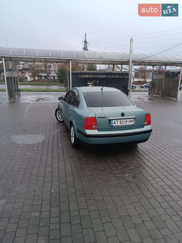 Седан Volkswagen Passat 1999 в Ивано-Франковске