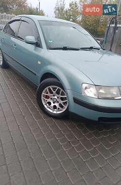 Седан Volkswagen Passat 1999 в Ивано-Франковске