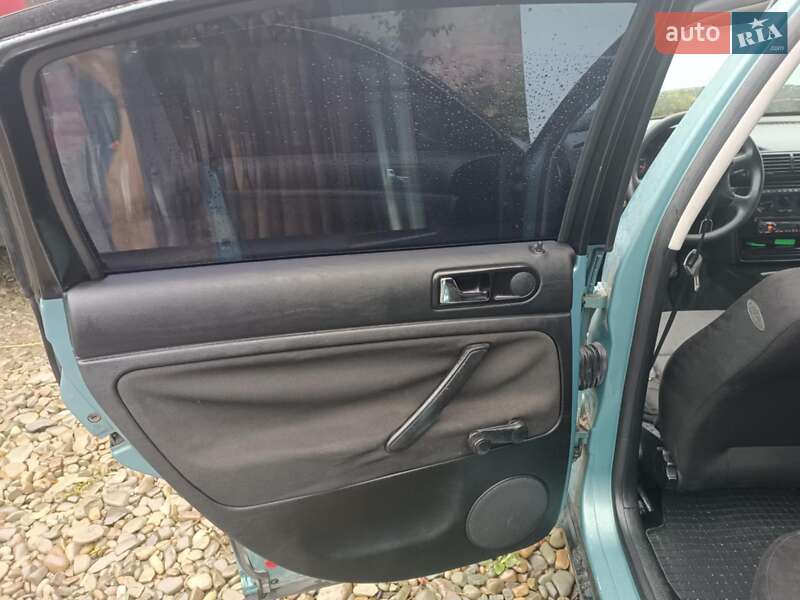 Седан Volkswagen Passat 1999 в Ивано-Франковске