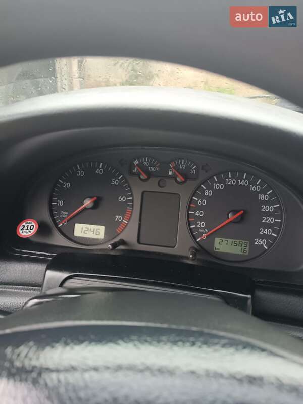 Седан Volkswagen Passat 1999 в Ивано-Франковске