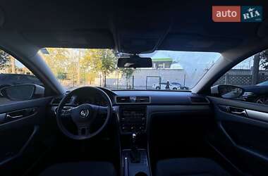 Седан Volkswagen Passat 2011 в Киеве