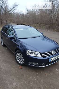 Універсал Volkswagen Passat 2014 в Сумах