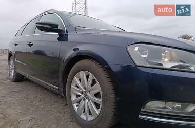 Универсал Volkswagen Passat 2011 в Полтаве