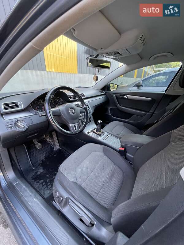 Седан Volkswagen Passat 2011 в Нежине