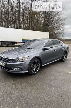 Седан Volkswagen Passat 2018 в Вінниці