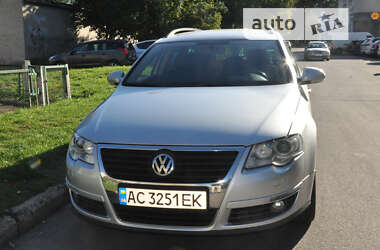 Універсал Volkswagen Passat 2008 в Луцьку