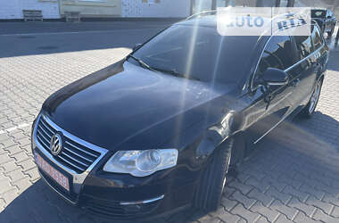 Універсал Volkswagen Passat 2010 в Вінниці