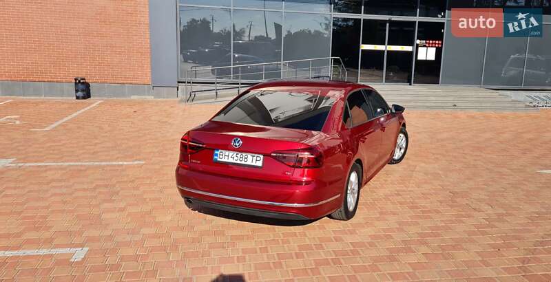 Седан Volkswagen Passat 2018 в Одесі