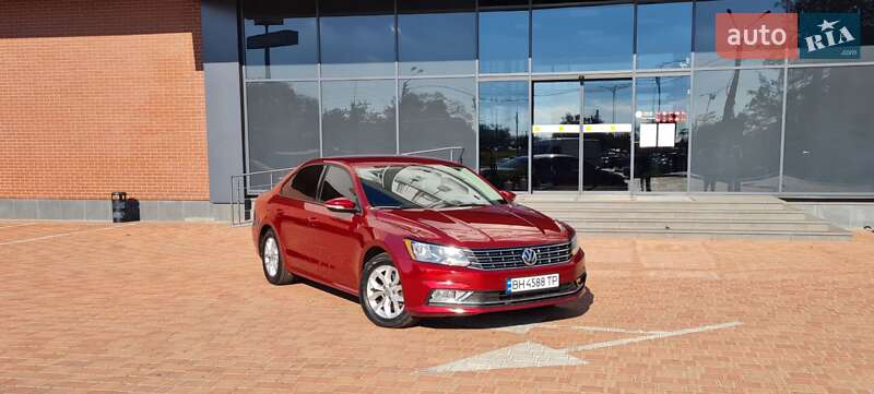 Седан Volkswagen Passat 2018 в Одесі